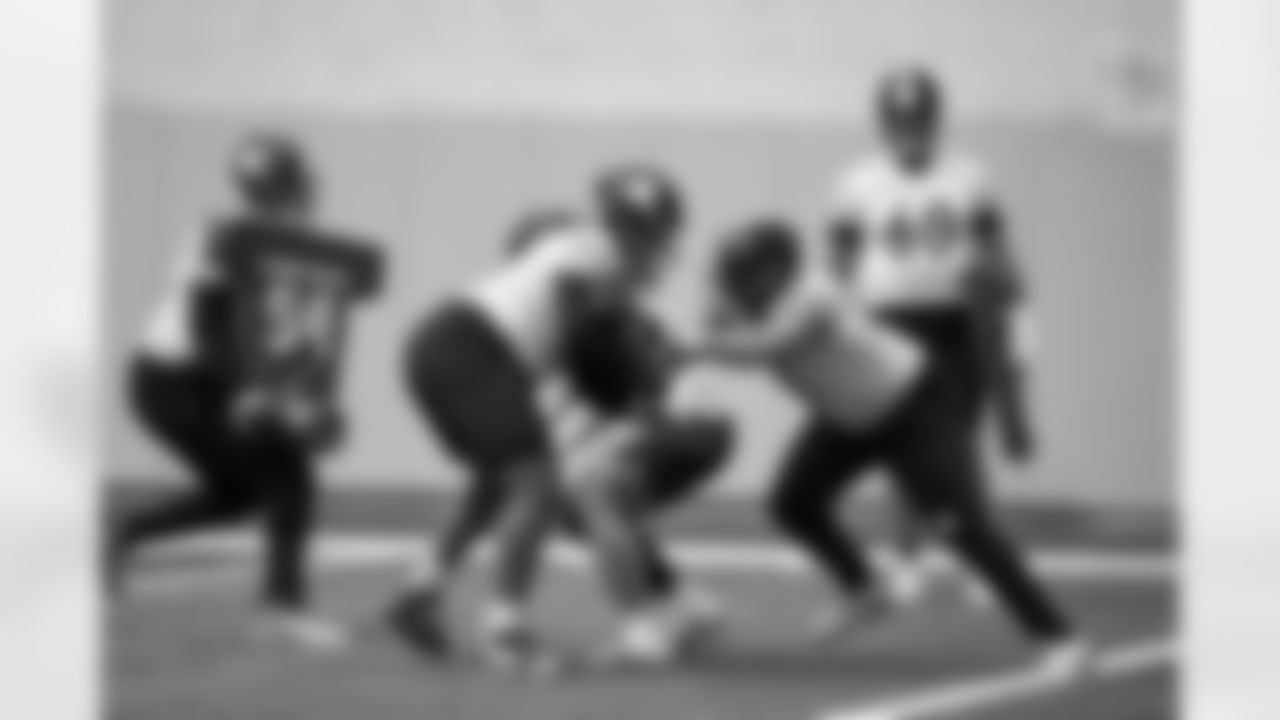 Pittsburgh Steelers offensive lineman Steven Jones (79) and Pittsburgh Steelers guard Mason McCormick (66) during practice at the UPMC Rooney Sports Complex preparing for a Week 14 matchup against the Baltimore Ravens, Wednesday, Dec. 3, 2025 in Pittsburgh, PA. (Karl Roser / Pittsburgh Steelers)