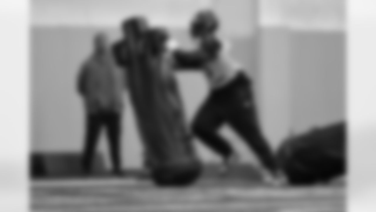 \Pittsburgh Steelers defensive tackle Keeanu Benton (95) during practice at the UPMC Rooney Sports Complex preparing for a Week 14 matchup against the Baltimore Ravens, Thursday, Dec. 4, 2025 in Pittsburgh, PA. (Alysa Rubin / Pittsburgh Steelers)