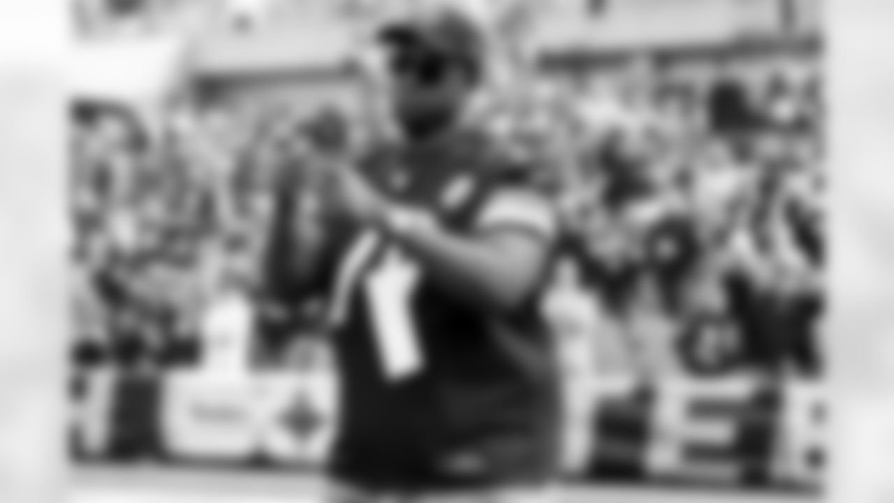 The Pittsburgh Steelers celebrated the 20th anniversary of Super Bowl XL during halftime of a regular season game between the Pittsburgh Steelers and the Indianapolis Colts, Sunday, Nov. 2, 2025 in Pittsburgh, PA. (Karl Roser / Pittsburgh Steelers)