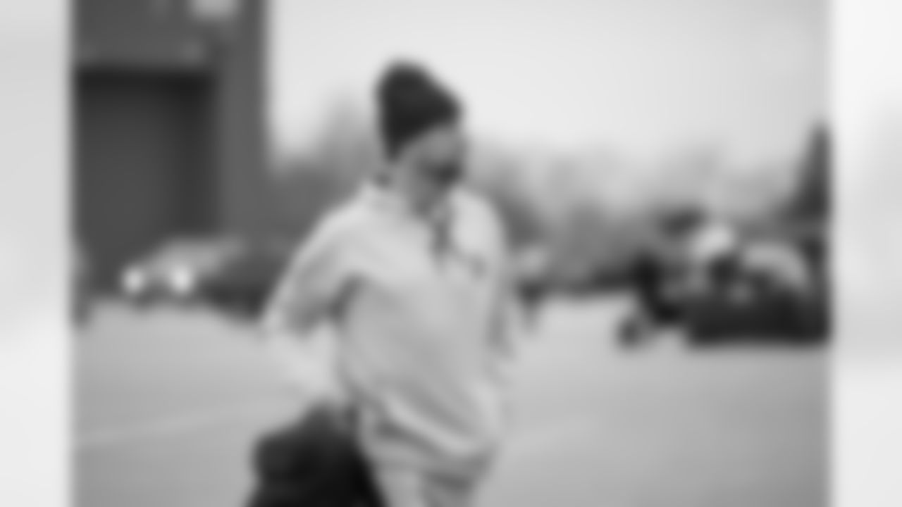 Pittsburgh Steelers wide receiver Adam Thielen (16) travels to Baltimore on Saturday, Dec. 6, 2025 for the Week 14 regular season matchup against the Baltimore Ravens. (Alysa Rubin / Pittsburgh Steelers)