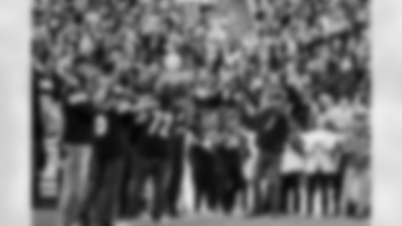 The Pittsburgh Steelers celebrated the 20th anniversary of Super Bowl XL during halftime of a regular season game between the Pittsburgh Steelers and the Indianapolis Colts, Sunday, Nov. 2, 2025 in Pittsburgh, PA. (Alysa Rubin / Pittsburgh Steelers)