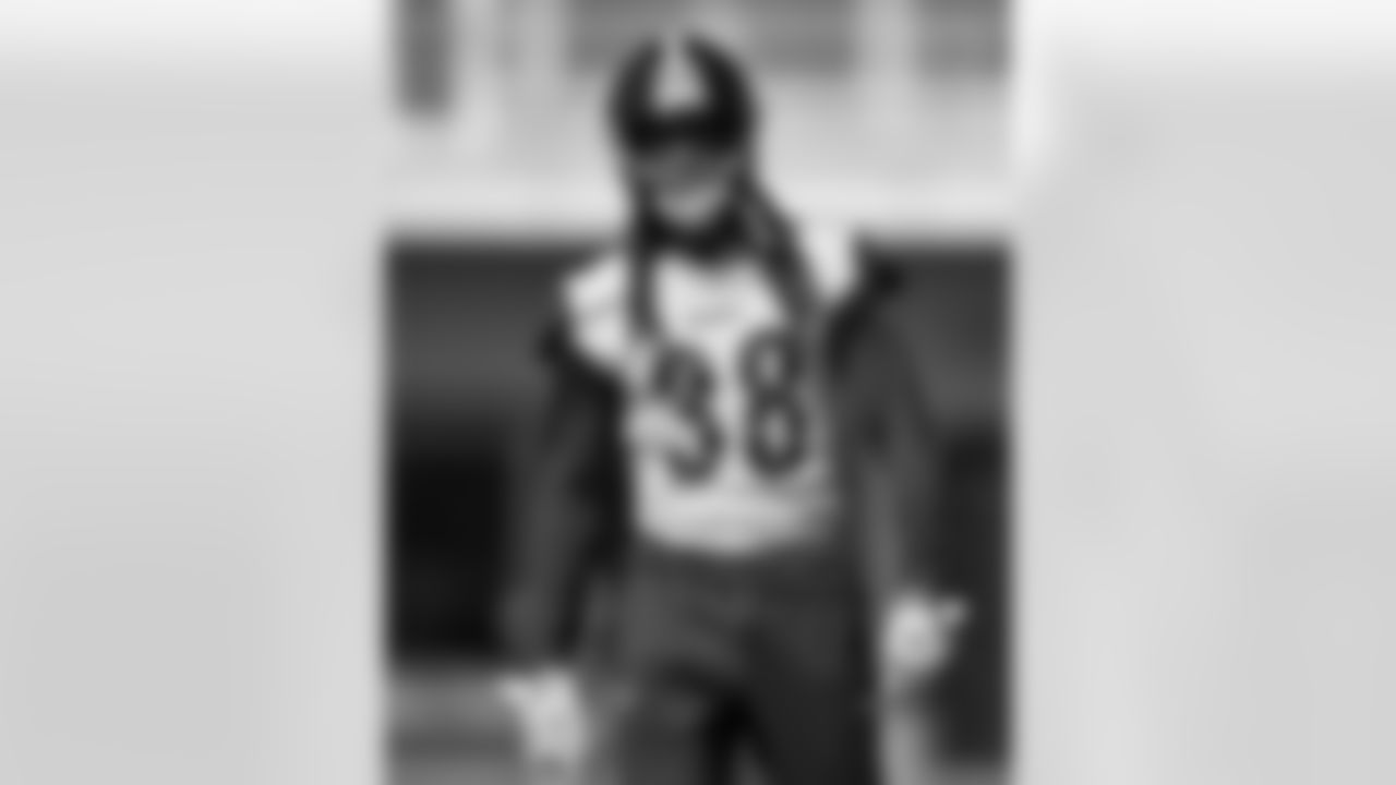 Pittsburgh Steelers safety Terrell Edmunds (38) during practice at the UPMC Rooney Sports Complex preparing for a Week 5 matchup against the Dallas Cowboys, Thursday, Oct. 3, 2024 in Pittsburgh, PA. (Karl Roser / Pittsburgh Steelers)
