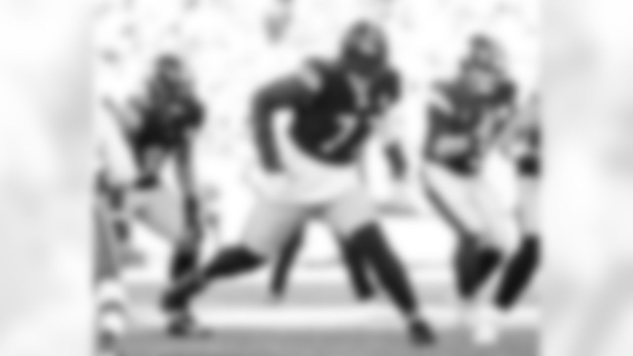 Pittsburgh Steelers offensive tackle Broderick Jones (77) during a regular season game between the Pittsburgh Steelers and the Cleveland Browns, Sunday, Dec. 8, 2024 in Pittsburgh, PA. (Karl Roser / Pittsburgh Steelers)