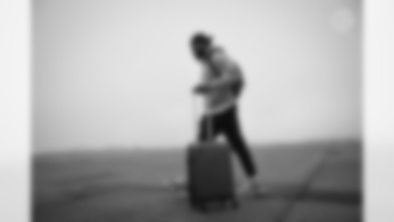 Pittsburgh Steelers linebacker Patrick Queen (6) travels to Los Angeles on Saturday, Nov. 8, 2025 for the Week 10 regular season matchup against the Los Angeles Chargers. (Alysa Rubin / Pittsburgh Steelers)