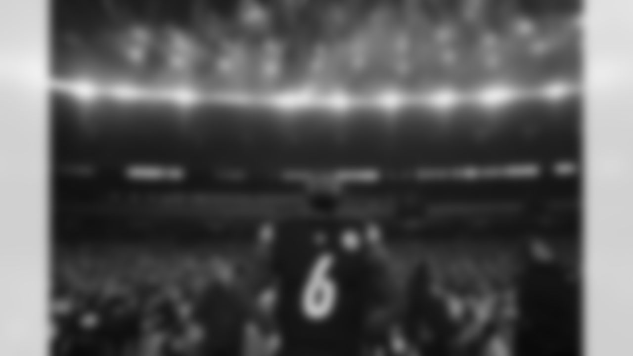 Pittsburgh Steelers linebacker Patrick Queen (6) during a regular season game between the Pittsburgh Steelers and the Baltimore Ravens, Sunday, Jan. 4, 2026 in Pittsburgh, PA. (Taylor Ollason/ Pittsburgh Steelers)