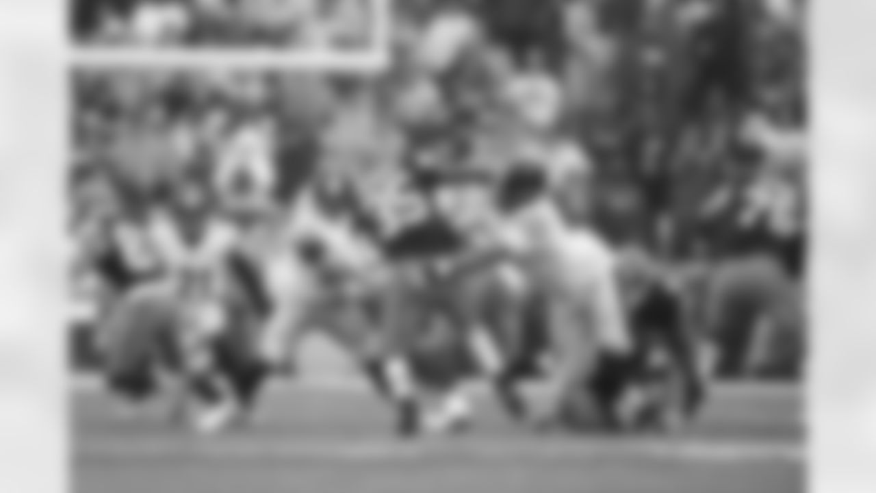 Pittsburgh Steelers linebacker Alex Highsmith (56) and Pittsburgh Steelers defensive tackle Cameron Heyward (97) during a regular season game between the Pittsburgh Steelers and the Cleveland Browns, Sunday, Dec. 28, 2025 in Cleveland, OH. (Karl Roser / Pittsburgh Steelers)