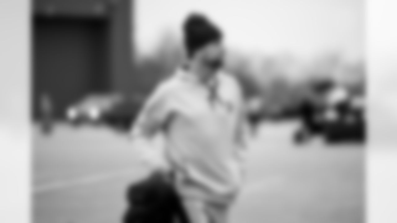 Pittsburgh Steelers wide receiver Adam Thielen (16) travels to Baltimore on Saturday, Dec. 6, 2025 for the Week 14 regular season matchup against the Baltimore Ravens. (Alysa Rubin / Pittsburgh Steelers)