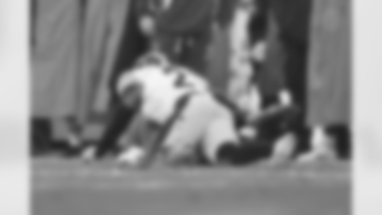 Pittsburgh Steelers defensive back Chuck Clark (21) during a regular season game between the Pittsburgh Steelers and the Cleveland Browns, Sunday, Dec. 28, 2025 in Cleveland, OH. (Alysa Rubin / Pittsburgh Steelers)