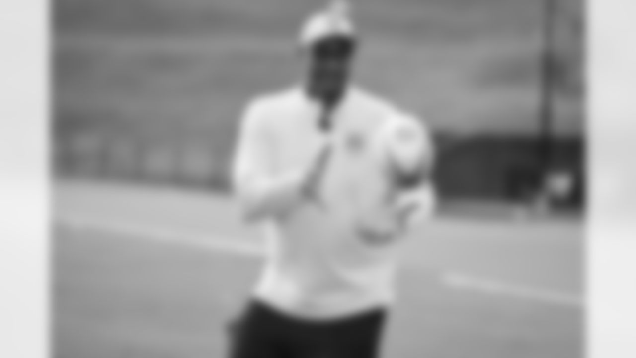 Pittsburgh Steelers legend Max Starks visits Munster Rugby during the Terrible Towel Tour on Tuesday, Sept. 23, 2025 in Munster, Ireland. (Brendan Moran / Pittsburgh Steelers)