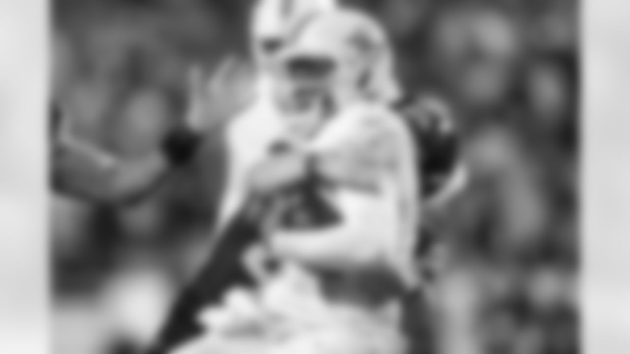 Pittsburgh Steelers linebacker Payton Wilson (41) sacks Miami Dolphins quarterback Tua Tagovailoa (1) during a regular season game against the Miami Dolphins, Monday, Dec. 15, 2025 in Pittsburgh, PA. The Steelers defeated the Dolphins 28-15. (Alysa Rubin / Pittsburgh Steelers)