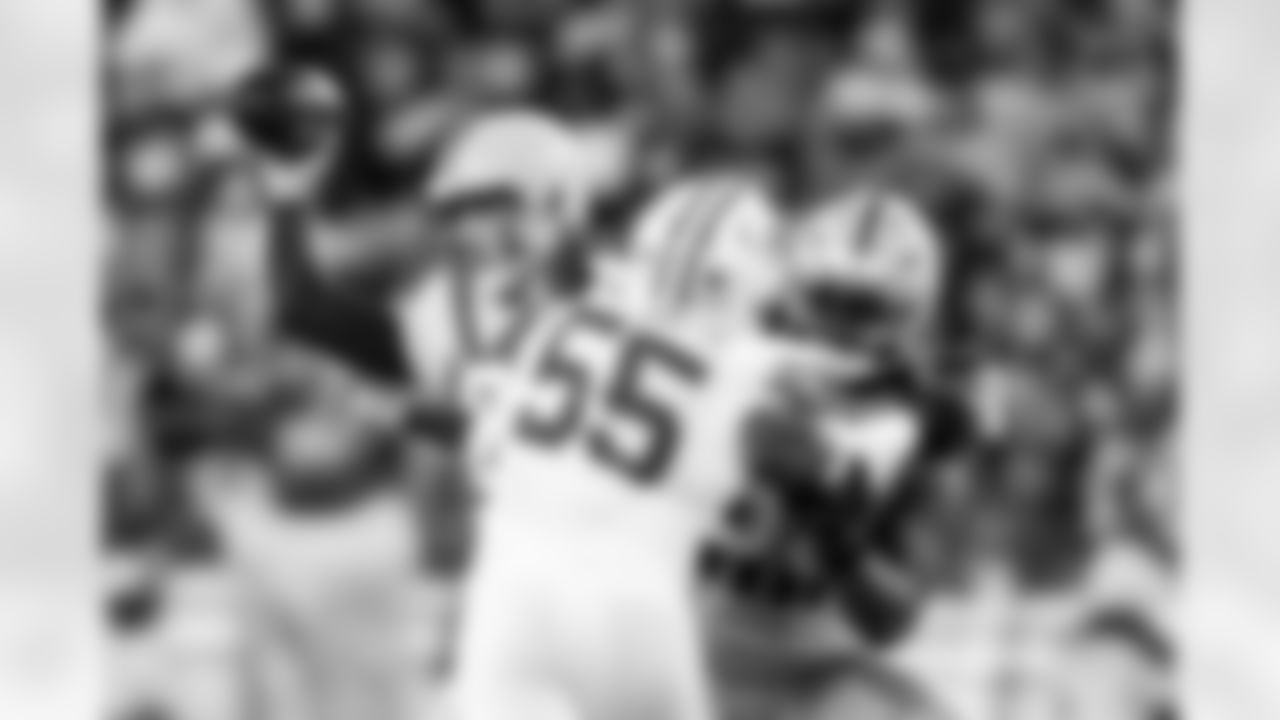 Pittsburgh Steelers quarterback Aaron Rodgers (8) and Pittsburgh Steelers tight end Darnell Washington (80) during a regular season game between the Pittsburgh Steelers and the Green Bay Packers, Sunday, Oct. 26, 2025 in Pittsburgh, PA. The Packers beat the Steelers 35-25. (Karl Roser / Pittsburgh Steelers)