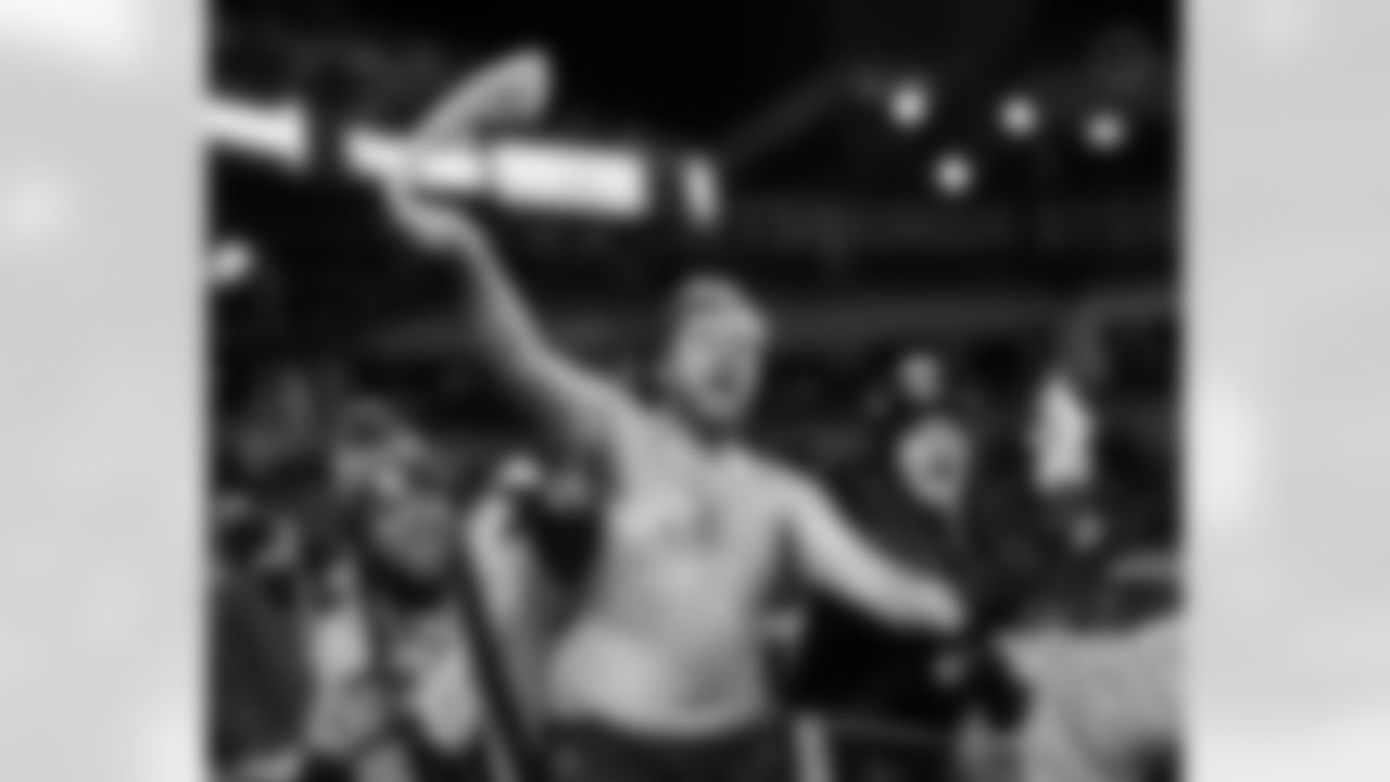 Pittsburgh Steelers fans during a regular season game between the Pittsburgh Steelers and the Miami Dolphins, Monday, Dec. 15, 2025 in Pittsburgh, PA. The Steelers defeated the Dolphins 28-15. (Karl Roser / Pittsburgh Steelers)