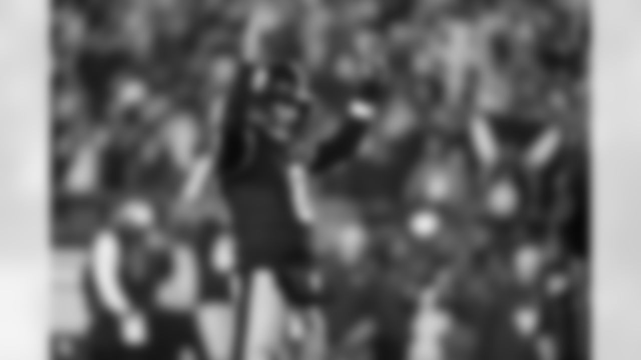 Pittsburgh Steelers quarterback Aaron Rodgers (8) during a regular season game between the Pittsburgh Steelers and the Baltimore Ravens, Sunday, Jan. 4, 2026 in Pittsburgh, PA. The Steelers defeated the Ravens 26-24. (Karl Roser / Pittsburgh Steelers)