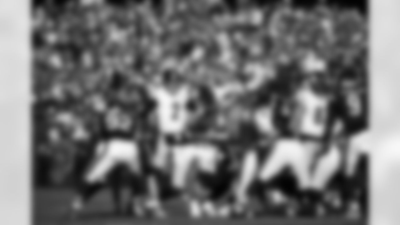 Pittsburgh Steelers quarterback Mason Rudolph (2) during a regular season game between the Pittsburgh Steelers and the Chicago Bears, Sunday, Nov. 23, 2025 in Chicago, IL. (Alysa Rubin / Pittsburgh Steelers)