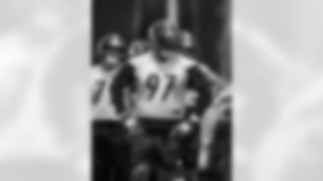 Pittsburgh Steelers defensive tackle Cameron Heyward (97) practices at the UPMC Rooney Sports Complex during the 2025 minicamp, Thursday June 12, 2025. (Alysa Rubin / Pittsburgh Steelers)