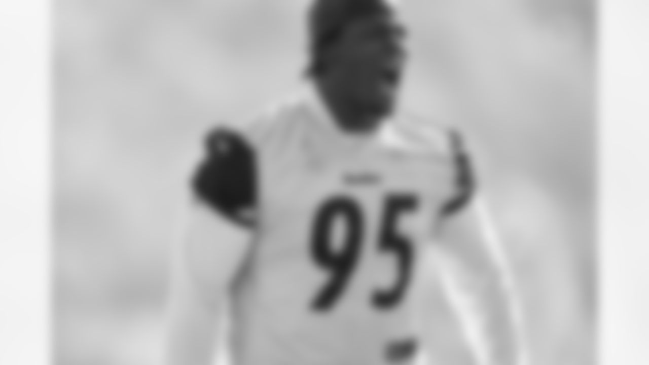 Pittsburgh Steelers defensive tackle Keeanu Benton (95) during practice at the UPMC Rooney Sports Complex preparing for a Week 3 matchup against the Los Angeles Chargers, Friday, Sept. 20, 2024 in Pittsburgh, PA. (Alysa Rubin / Pittsburgh Steelers)