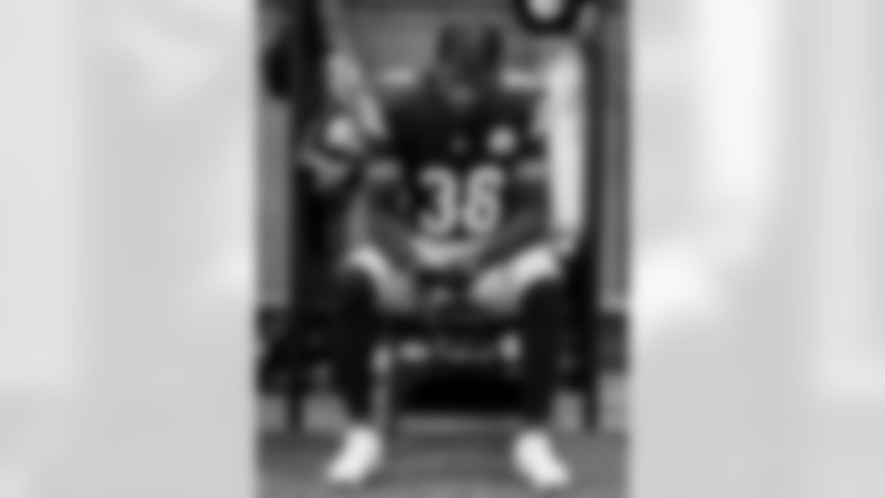 Pittsburgh Steelers defensive back D'Shawn Jamison (38) during a regular season game between the Pittsburgh Steelers and the Cincinnati Bengals, Sunday, Nov. 16, 2025 in Pittsburgh, PA. (Karl Roser / Pittsburgh Steelers)