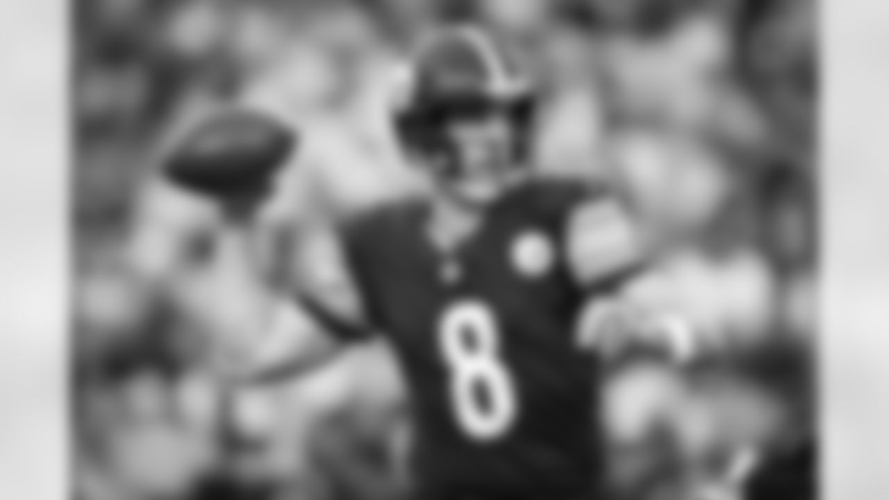 Pittsburgh Steelers quarterback Aaron Rodgers (8) during a regular season game between the Pittsburgh Steelers and the Cleveland Browns, Sunday, Oct. 12, 2025 in Pittsburgh, PA. (Karl Roser/ Pittsburgh Steelers)