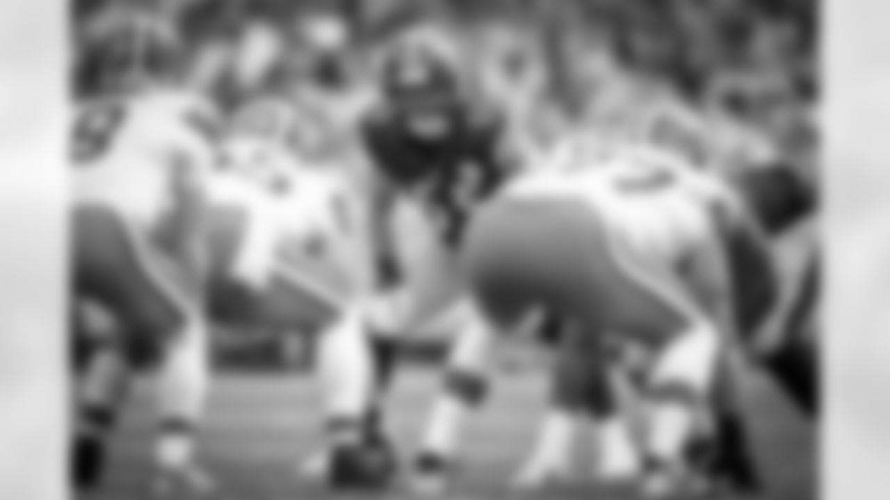 Pittsburgh Steelers linebacker Cole Holcomb (55) during a regular season game between the Pittsburgh Steelers and the Cleveland Browns, Sunday, Oct. 12, 2025 in Pittsburgh, PA. (Karl Roser/ Pittsburgh Steelers)