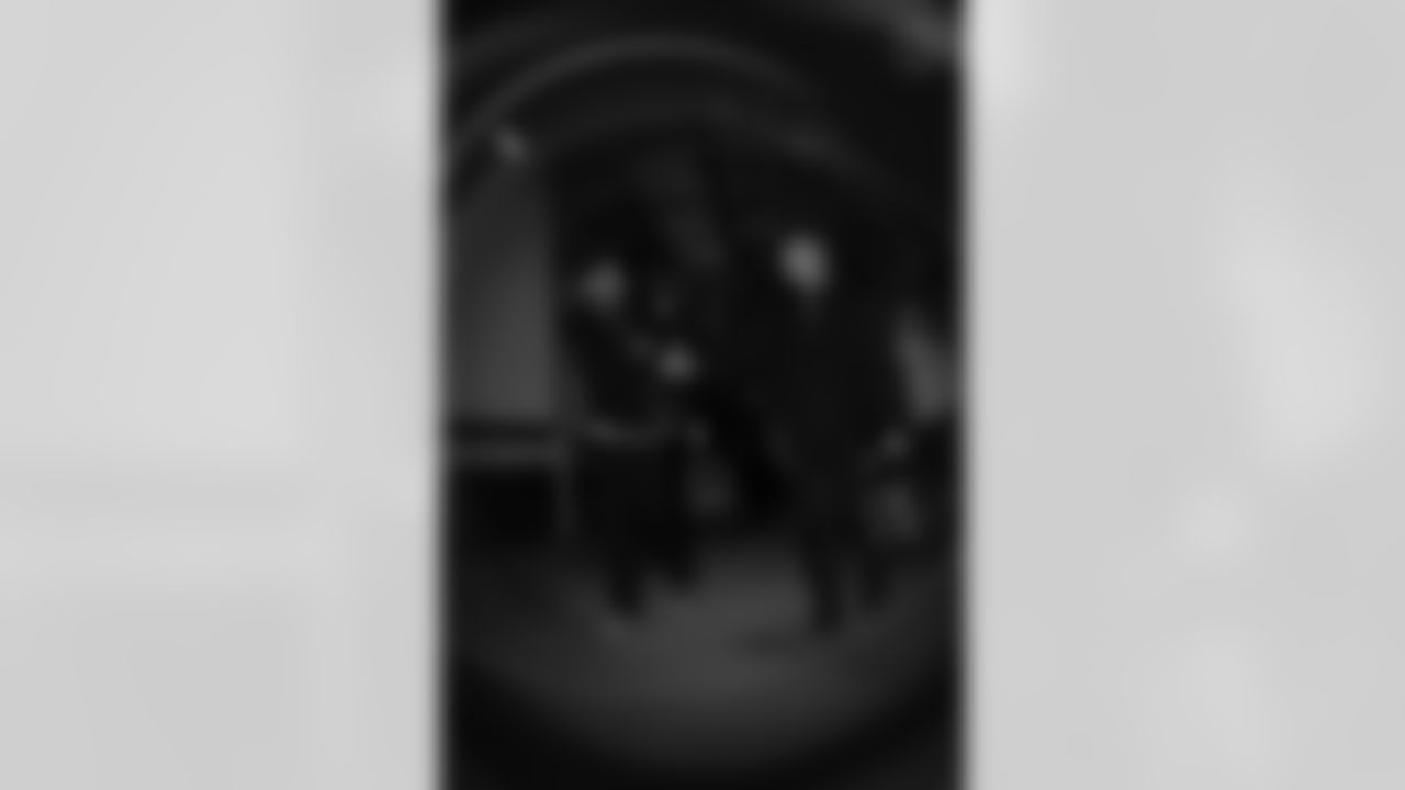 Pittsburgh Steelers tight end/fullback Connor Heyward (83) and Pittsburgh Steelers safety Miles Killebrew (28) during a regular season game between the Pittsburgh Steelers and the Baltimore Ravens, Sunday, Dec. 7, 2025 in Baltimore, MD. (Alysa Rubin / Pittsburgh Steelers)