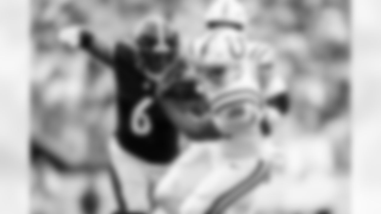 Pittsburgh Steelers linebacker Patrick Queen (6) during a regular season game between the Pittsburgh Steelers and the Indianapolis Colts, Sunday, Nov. 2, 2025 in Pittsburgh, PA. (Alysa Rubin / Pittsburgh Steelers)