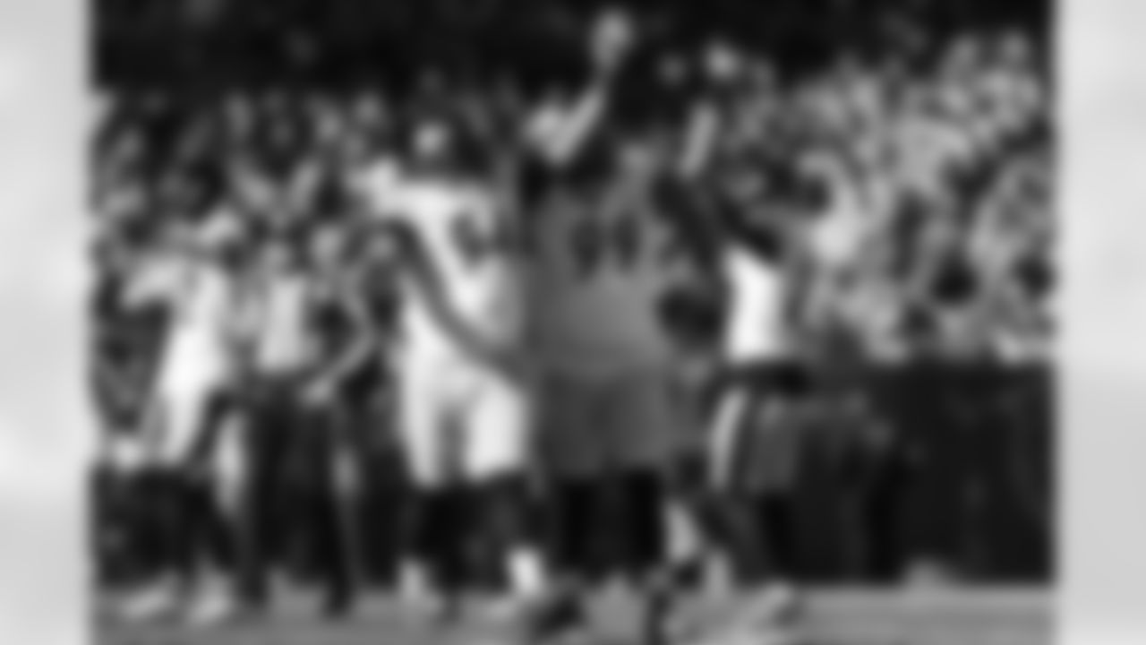 Pittsburgh Steelers defensive end Yahya Black (94) and Pittsburgh Steelers defensive tackle Derrick Harmon (99) during a regular season game between the Pittsburgh Steelers and the Chicago Bears, Sunday, Nov. 23, 2025 in Chicago, IL. (Karl Roser / Pittsburgh Steelers)