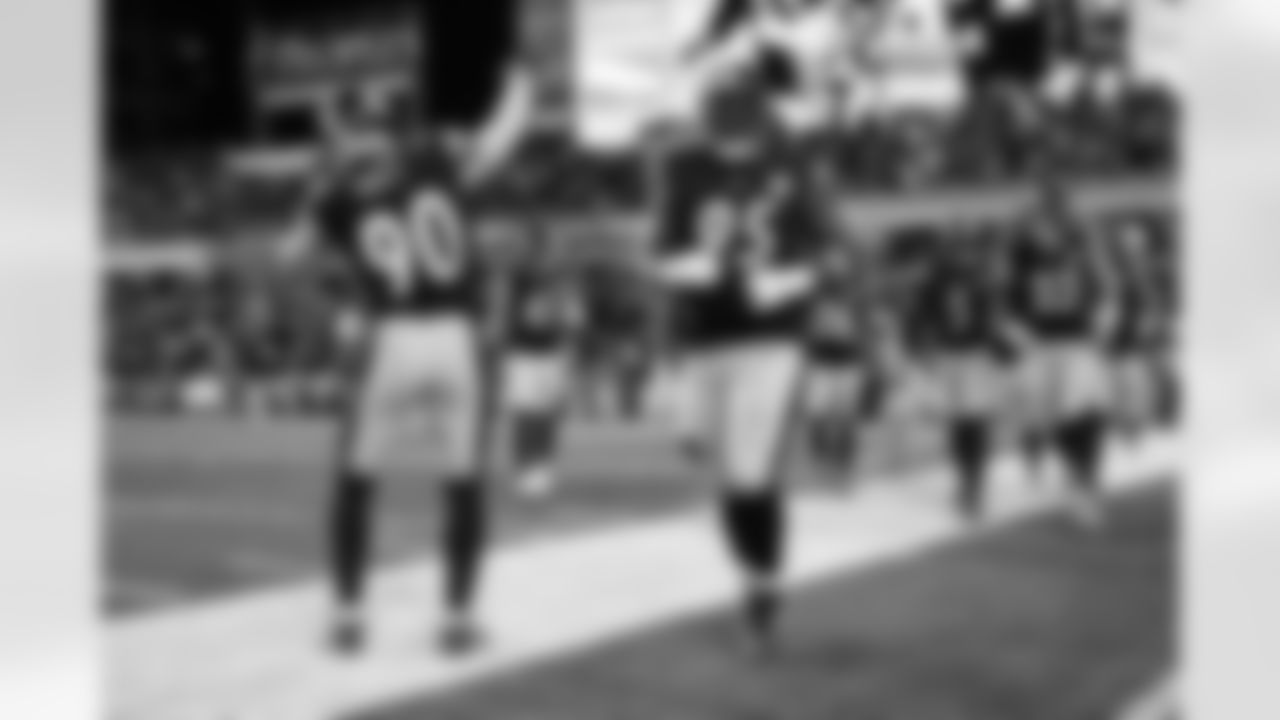 Pittsburgh Steelers defensive tackle Keeanu Benton (95) and linebacker T.J. Watt (90) during a regular season game between the Pittsburgh Steelers and the Buffalo Bills, Sunday, Nov. 30, 2025 in Pittsburgh, PA.  (Alysa Rubin / Pittsburgh Steelers)