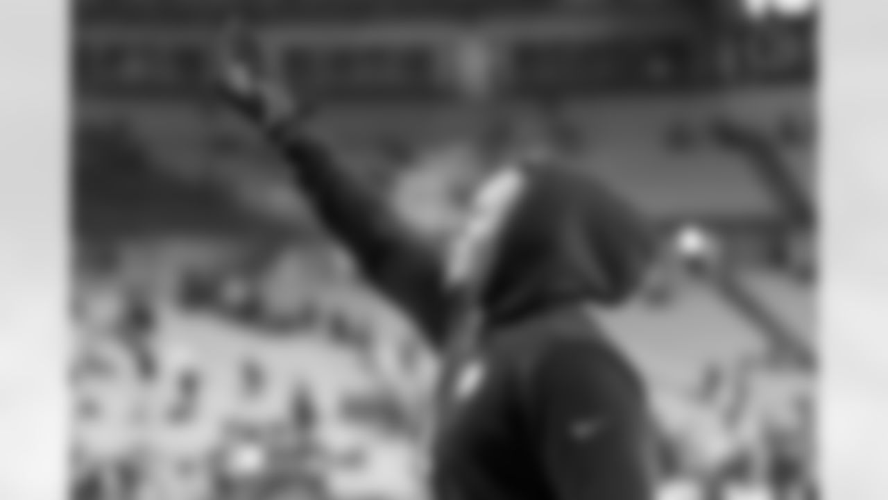 Pittsburgh Steelers linebacker Alex Highsmith (56) during a regular season game between the Pittsburgh Steelers and the Baltimore Ravens, Sunday, Jan. 4, 2026 in Pittsburgh, PA. (Alysa Rubin / Pittsburgh Steelers)