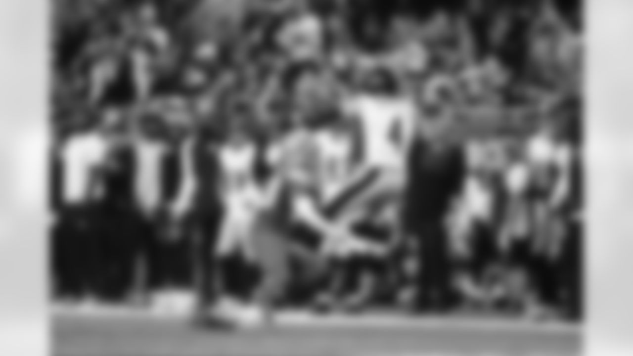 Pittsburgh Steelers wide receiver DK Metcalf (4) during a regular season game between the Pittsburgh Steelers and the Detroit Lions, Sunday, Dec. 21, 2025 in Detroit, MI. (Alysa Rubin / Pittsburgh Steelers)