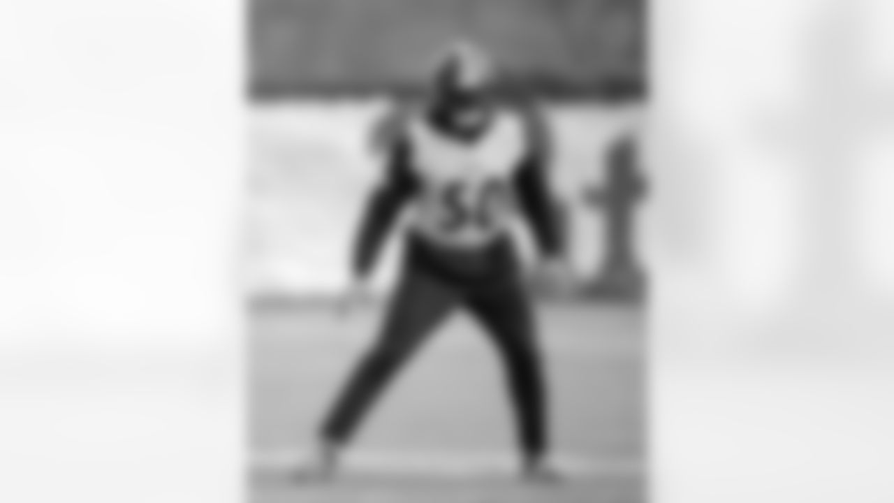 Pittsburgh Steelers linebacker Malik Harrison (50) during practice at the UPMC Rooney Sports Complex preparing for a Week 13 matchup against the Buffalo Bills, Wednesday, Nov. 26, 2025 in Pittsburgh, PA. (Karl Roser / Pittsburgh Steelers)