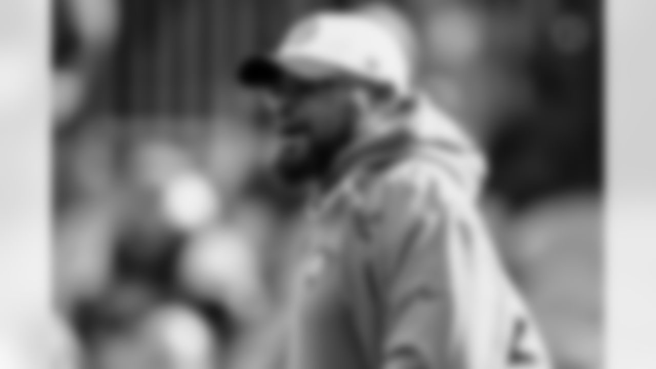 Pittsburgh Steelers head coach Mike Tomlin during a regular season game between the Pittsburgh Steelers and the Cincinnati Bengals, Sunday, Nov. 16, 2025 in Pittsburgh, PA. (Karl Roser / Pittsburgh Steelers)