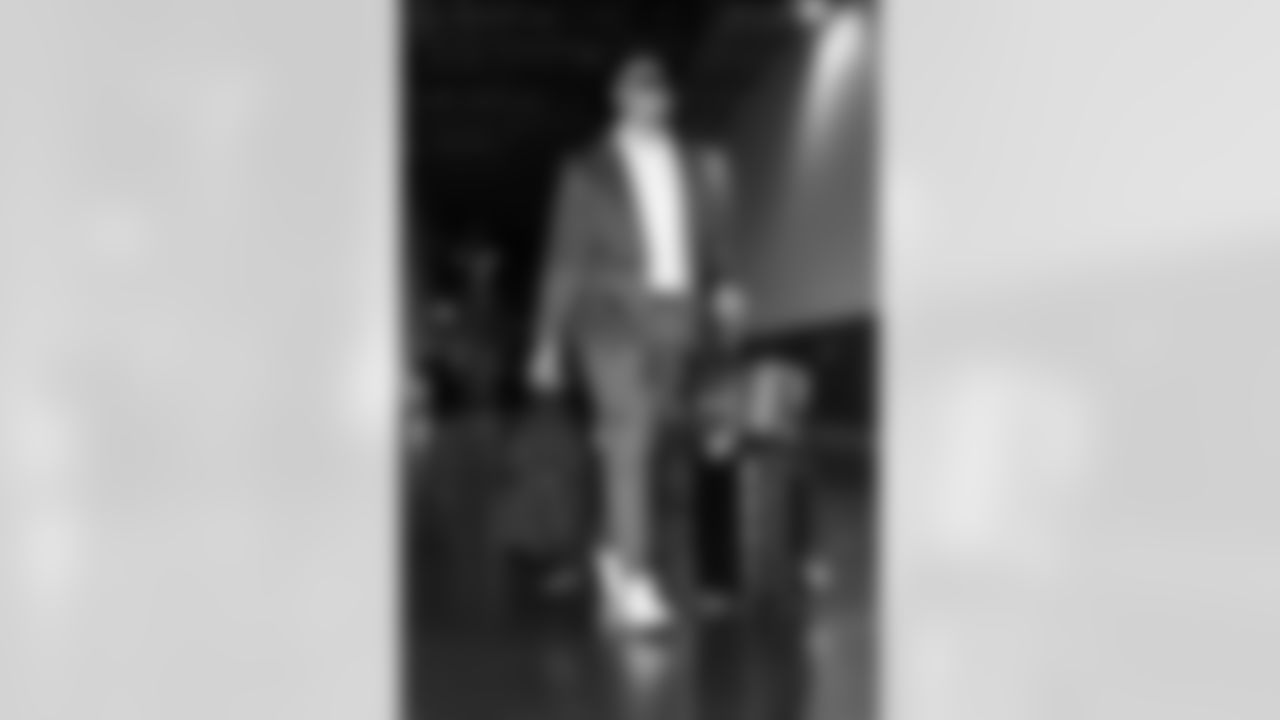 Pittsburgh Steelers linebacker Alex Highsmith (56) during a regular season game between the Pittsburgh Steelers and the Los Angeles Chargers, Sunday, Nov. 9, 2025 in Inglewood, CA. (Alysa Rubin / Pittsburgh Steelers)