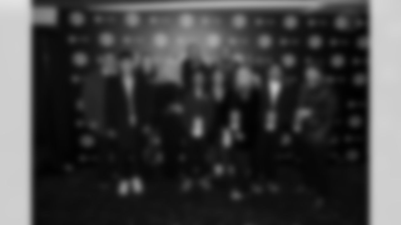 The Pittsburgh Steelers celebrate the 2025 Hall of Honor Class during the Hall of Honor Dinner Ceremony presented by U.S. Steel on Sunday, Dec. 14, 2025 in Pittsburgh, PA. (Karl Roser / Pittsburgh Steelers)