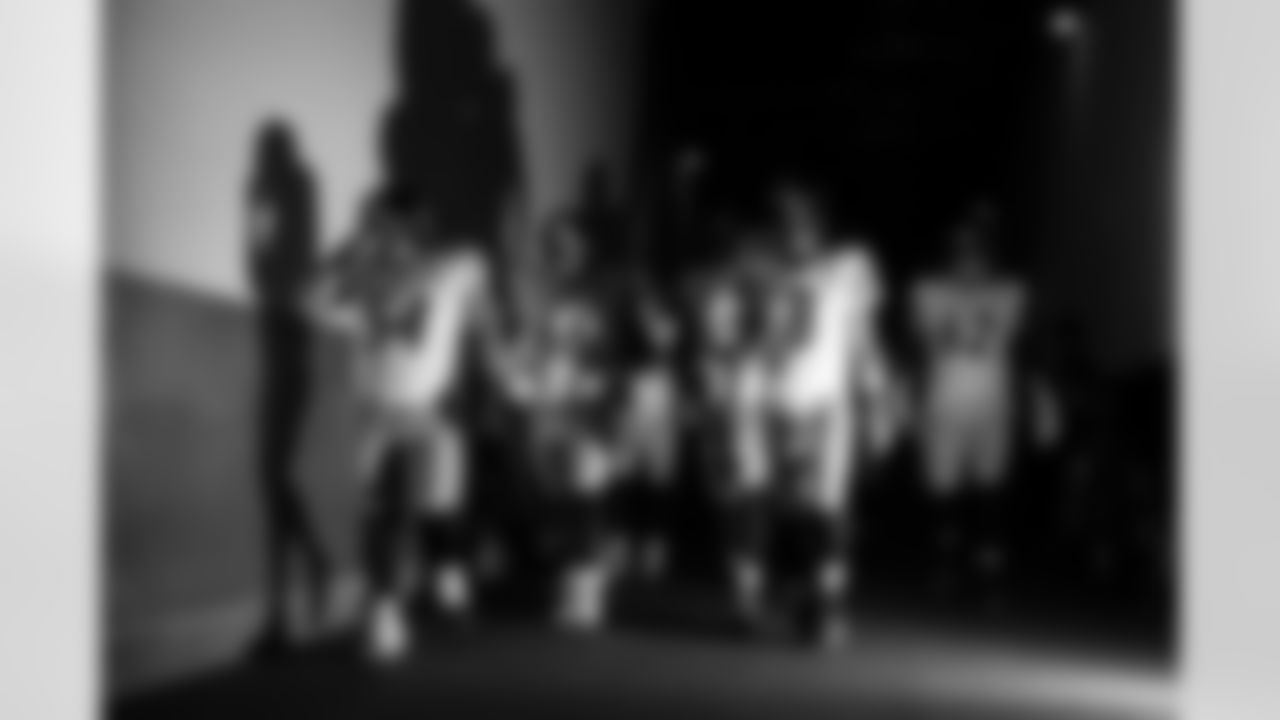 The Pittsburgh Steelers offense prior to a regular season game between the Pittsburgh Steelers and the Los Angeles Chargers, Sunday, Nov. 9, 2025 in Inglewood, CA. The Chargers beat the Steelers 25-10. (Karl Roser / Pittsburgh Steelers)