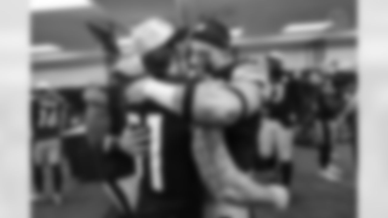 Pittsburgh Steelers linebacker Alex Highsmith (56) and linebacker Nick Herbig (51) during a regular season game between the Pittsburgh Steelers and the Baltimore Ravens, Sunday, Jan. 4, 2026 in Pittsburgh, PA. (Karl Roser / Pittsburgh Steelers)