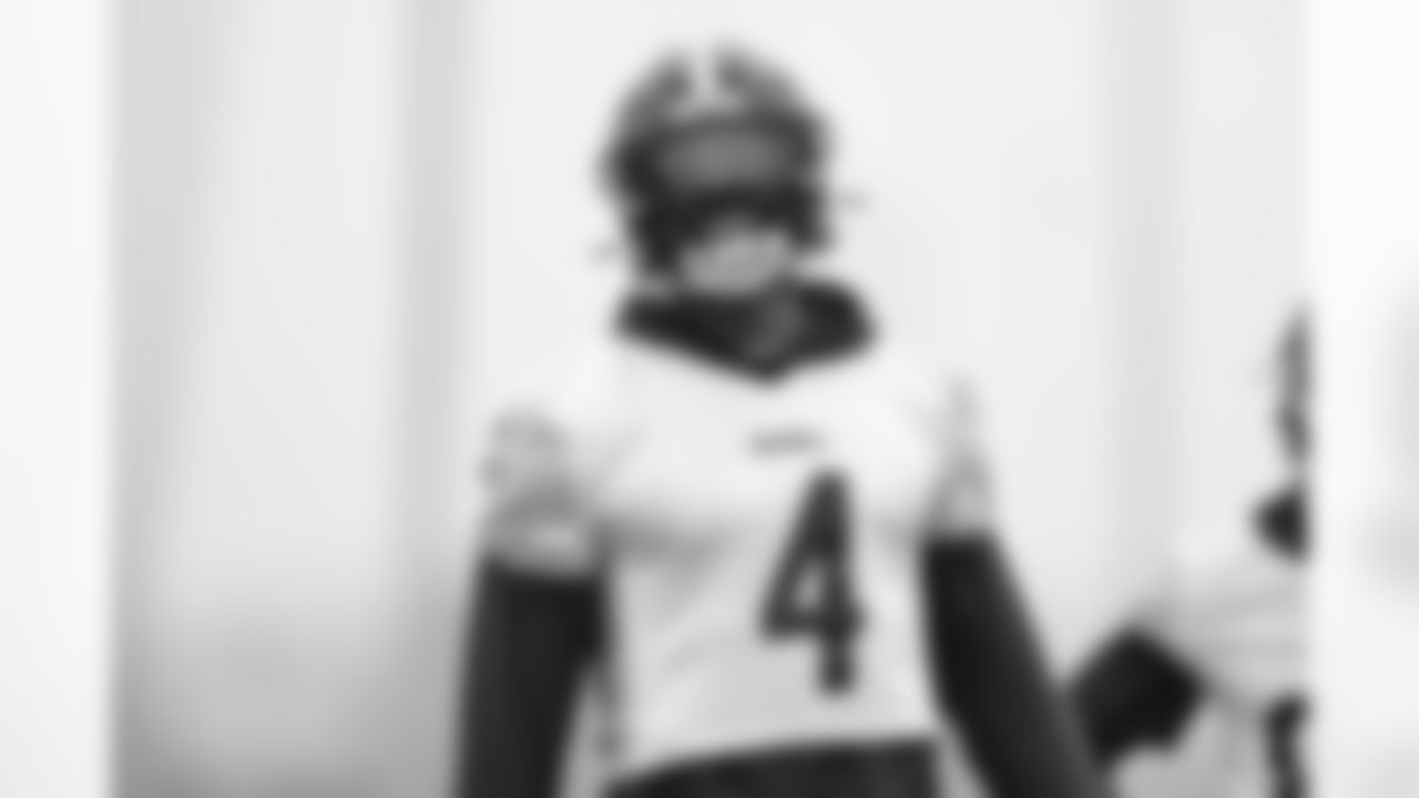 Pittsburgh Steelers wide receiver DK Metcalf (4) during practice at the UPMC Rooney Sports Complex preparing for a Week 12 matchup against the Chicago Bears, Thursday, Nov. 20, 2025 in Pittsburgh, PA. (Karl Roser / Pittsburgh Steelers)