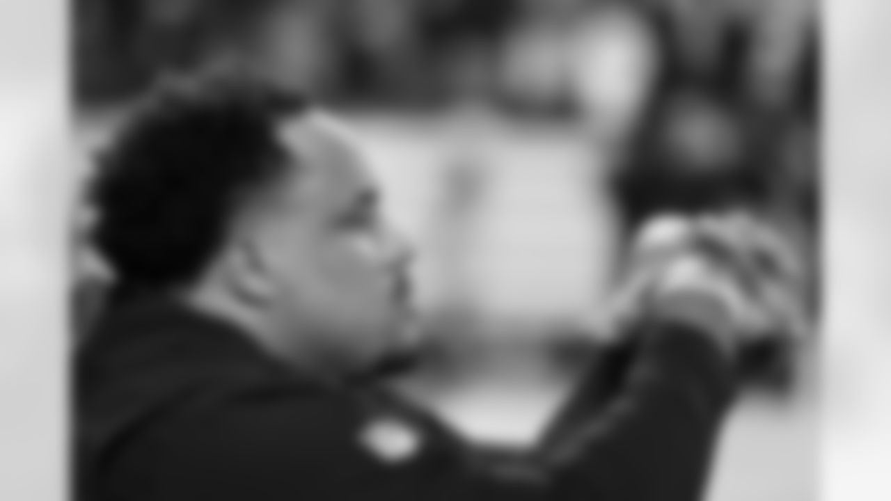 Pittsburgh Steelers offensive lineman Spencer Anderson (74) during a regular season game between the Pittsburgh Steelers and the Baltimore Ravens, Sunday, Jan. 4, 2026 in Pittsburgh, PA. (Alysa Rubin / Pittsburgh Steelers)