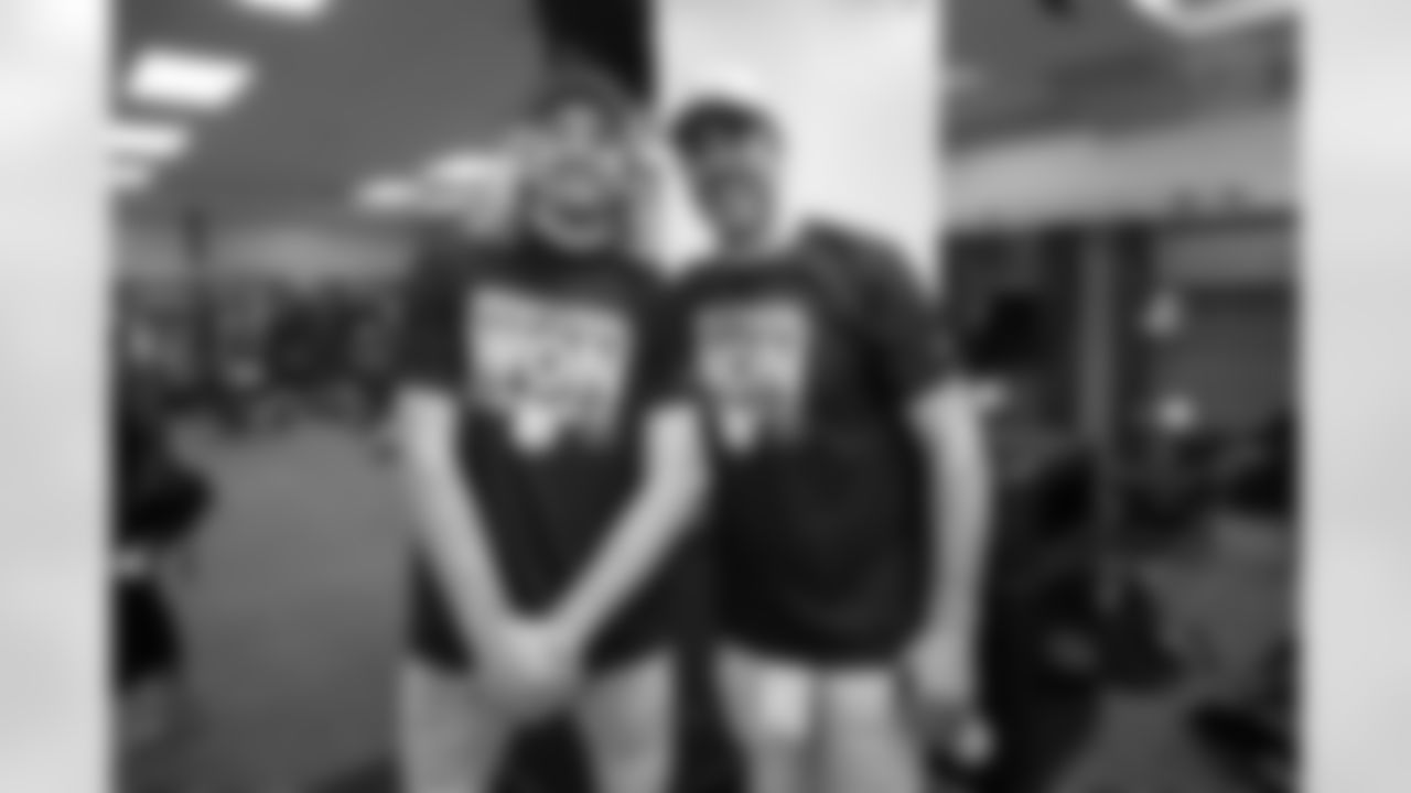 Pittsburgh Steelers wide receiver Ben Skowronek (15) and Pittsburgh Steelers quarterback Aaron Rodgers (8) following a regular season game between the Pittsburgh Steelers and the Baltimore Ravens, Sunday, Jan. 4, 2026 in Pittsburgh, PA. The Steelers defeated the Ravens 26-24. (Karl Roser / Pittsburgh Steelers)