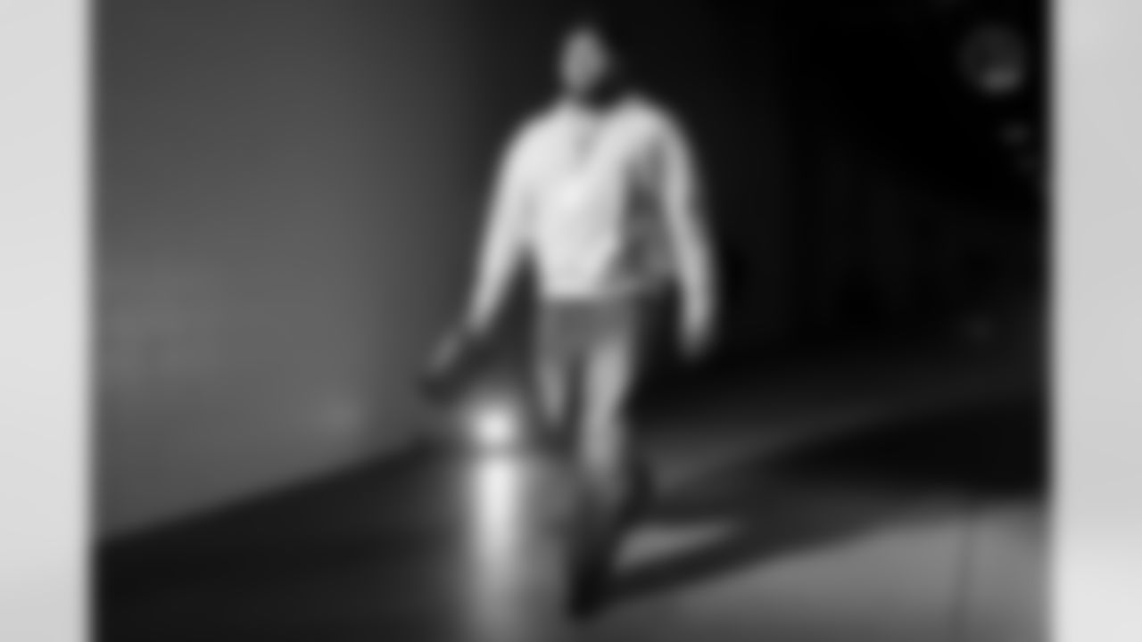 Pittsburgh Steelers offensive tackle Troy Fautanu (76) during a postseason Wild Card game between the Pittsburgh Steelers and the Houston Texans, Monday, Jan. 12, 2026 in Pittsburgh, PA. (Karl Roser / Pittsburgh Steelers)