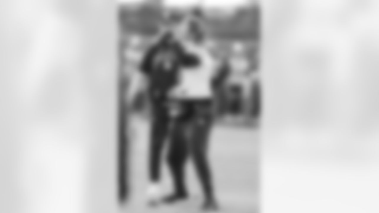 Pittsburgh Steelers quarterback Will Howard (18) during practice at the UPMC Rooney Sports Complex preparing for a Week 11 matchup against the Cincinnati Bengals, Thursday, Nov. 13, 2025 in Pittsburgh, PA. (Karl Roser / Pittsburgh Steelers)