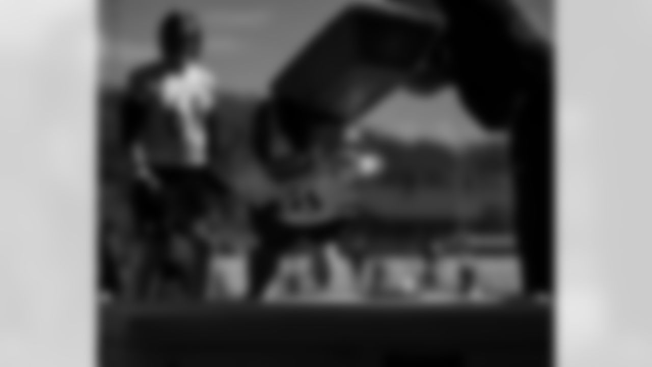 Pittsburgh Steelers offensive tackle Dylan Cook (60) during practice at the UPMC Rooney Sports Complex preparing for a Week 10 matchup against the Los Angeles Chargers, Thursday, Nov. 6, 2025 in Pittsburgh, PA. (Alysa Rubin / Pittsburgh Steelers)