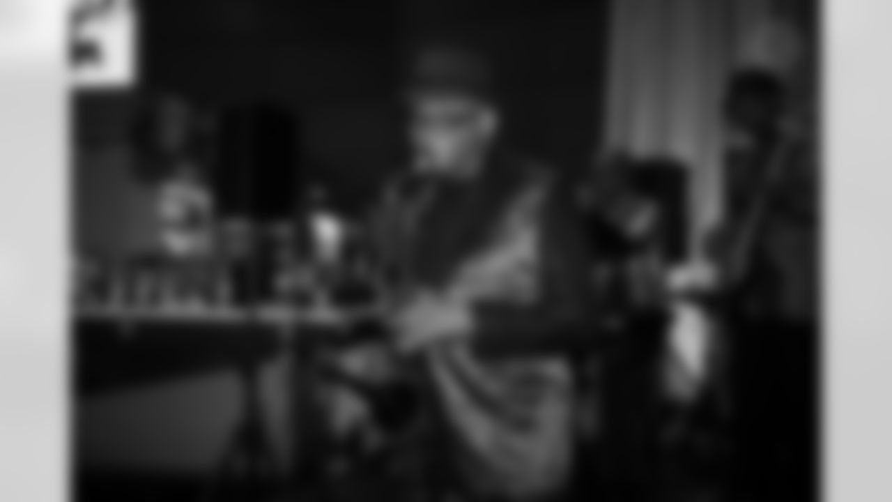 The Pittsburgh Steelers celebrated the 20th anniversary of Super Bowl XL during the Alumni Weekend Dinner at Acrisure Stadium benefitting the UPMC Sports Medicine Concussion Program, Saturday, Nov. 1, 2025 in Pittsburgh, PA. (Alysa Rubin / Pittsburgh Steelers)