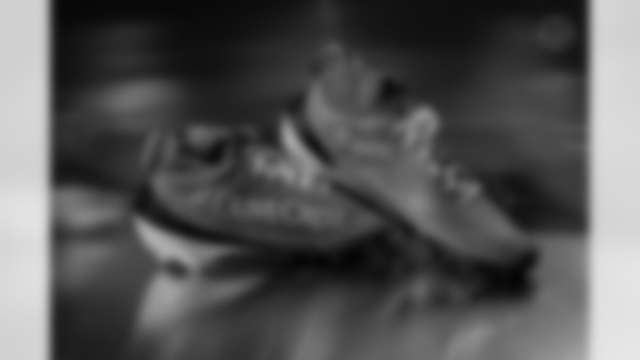 Pittsburgh Steelers linebacker Carson Bruener (44) will showcase his custom cleats supporting Olive Crest during Week 13. (Alysa Rubin / Pittsburgh Steelers)