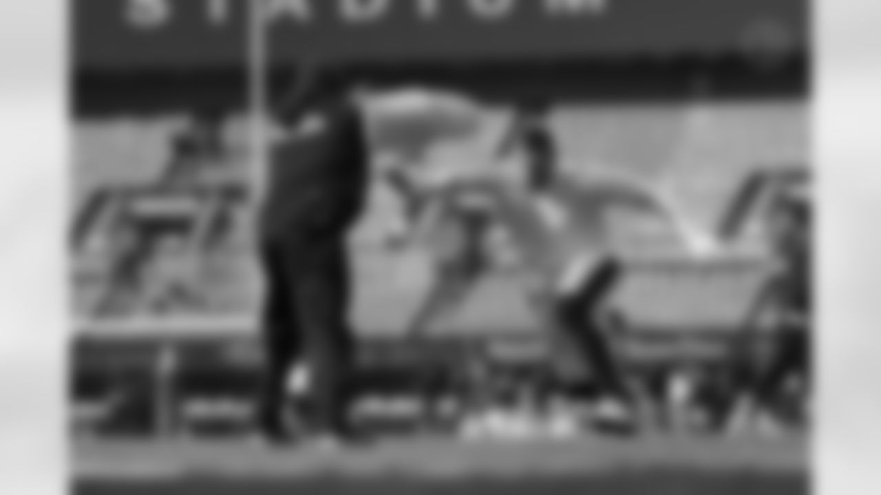 Pittsburgh Steelers linebacker T.J. Watt (90) during a regular season game between the Pittsburgh Steelers and the Baltimore Ravens, Sunday, Dec. 7, 2025 in Baltimore, MD. (Karl Roser / Pittsburgh Steelers)