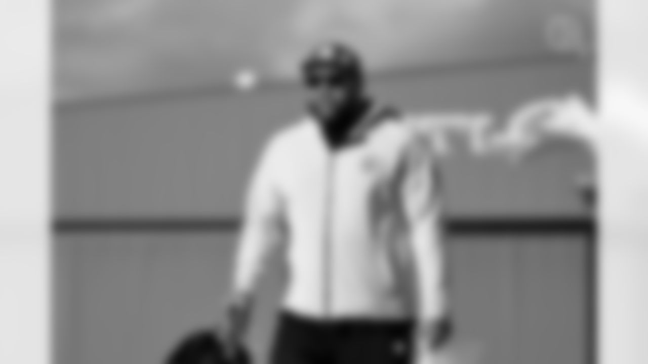 Pittsburgh Steelers defensive tackle Cameron Heyward (97) travels to Chicago on Saturday, Nov. 22, 2025 for the Week 12 regular season matchup against the Chicago Bears. (Alysa Rubin / Pittsburgh Steelers)