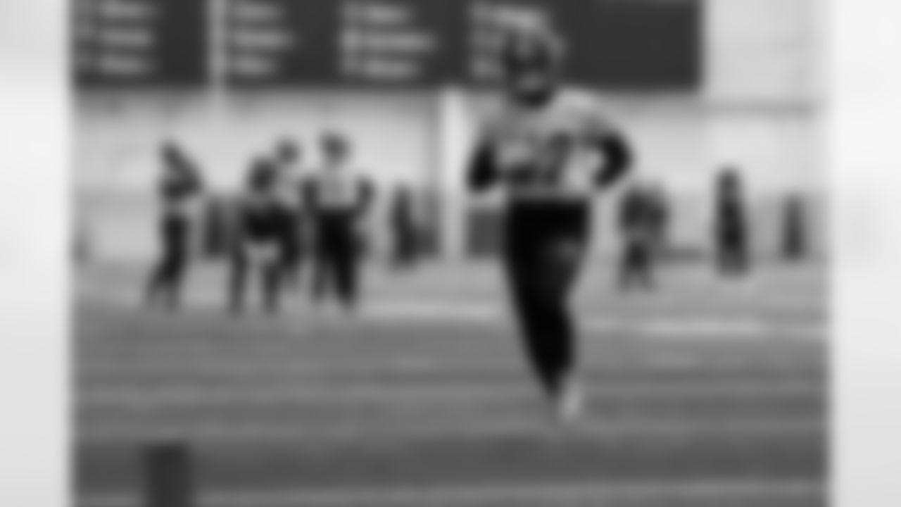 Pittsburgh Steelers wide receiver John Rhys Plumlee (82) during practice at the UPMC Rooney Sports Complex preparing for a Wild Card matchup against the Houston Texans, Saturday, Jan. 10, 2026 in Pittsburgh, PA. (Alysa Rubin / Pittsburgh Steelers)