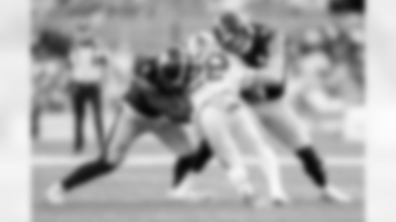 Pittsburgh Steelers linebacker Patrick Queen (6) and linebacker Payton Wilson (41) during a regular season game between the Pittsburgh Steelers and the Indianapolis Colts, Sunday, Nov. 2, 2025 in Pittsburgh, PA. (Karl Roser / Pittsburgh Steelers)