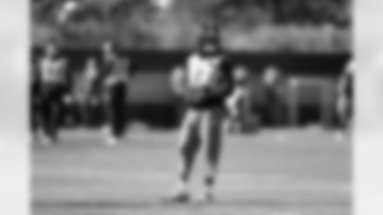 Pittsburgh Steelers cornerback Jalen Ramsey (5) during practice at the UPMC Rooney Sports Complex preparing for a Week 10 matchup against the Los Angeles Chargers, Thursday, Nov. 6, 2025 in Pittsburgh, PA. (Karl Roser / Pittsburgh Steelers)