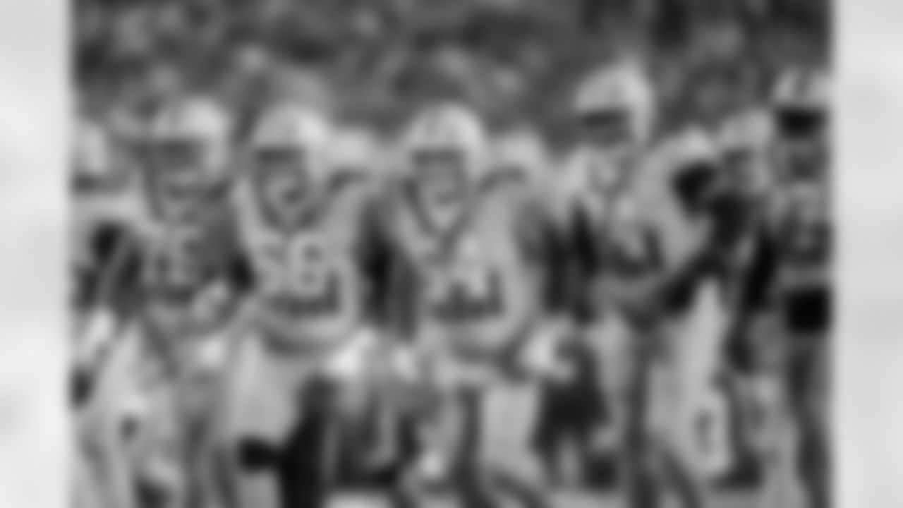 Pittsburgh Steelers offensive tackle Troy Fautanu (76), guard Mason McCormick (66), center Zach Frazier (54), offensive lineman Spencer Anderson (74), and offensive tackle Broderick Jones (77) take the line of scrimmage during a regular season game between the Pittsburgh Steelers and the Green Bay Packers, Sunday, Oct. 26, 2025 in Pittsburgh, PA. The Packers beat the Steelers 35-25. (Karl Roser / Pittsburgh Steelers)