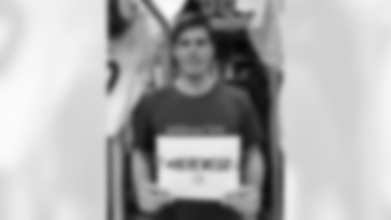 HereWeGo_2023_24-HWG-Sign-Rudolph-4x5